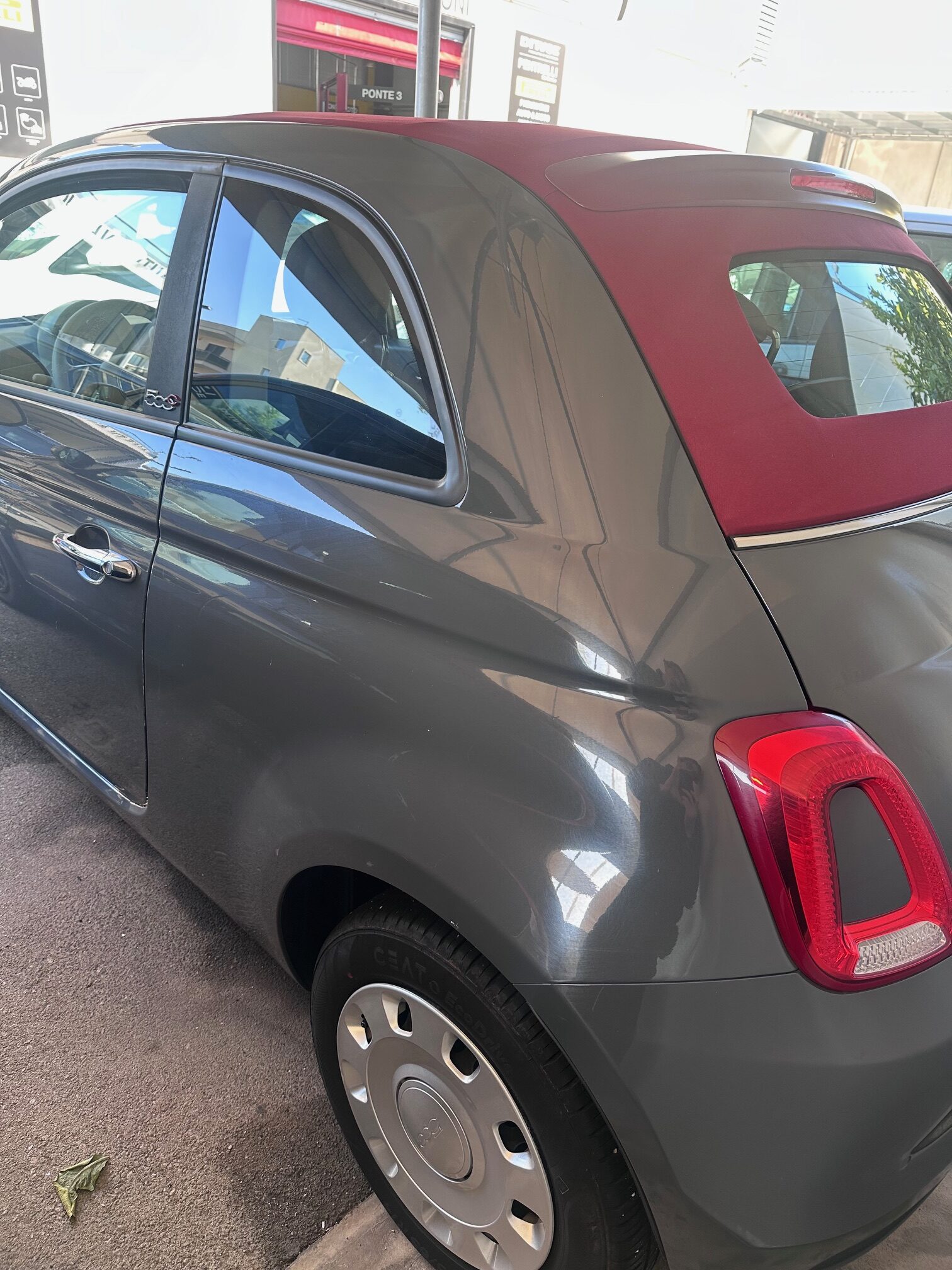 
								Fiat 500C 1.0 Hybrid Cult full									
